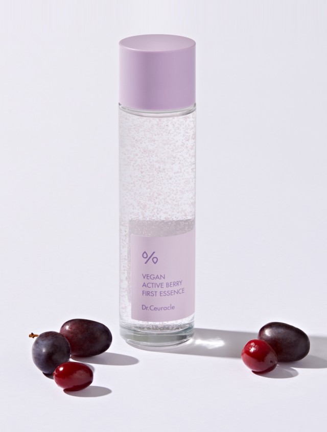 Dr.Ceuracle Vegan Active Berry First Essence, 150ml.